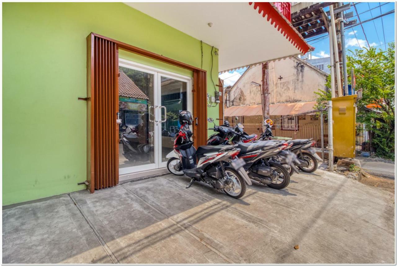 Reddoorz Near Ramai Mall Malioboro Jogyakarta Zewnętrze zdjęcie