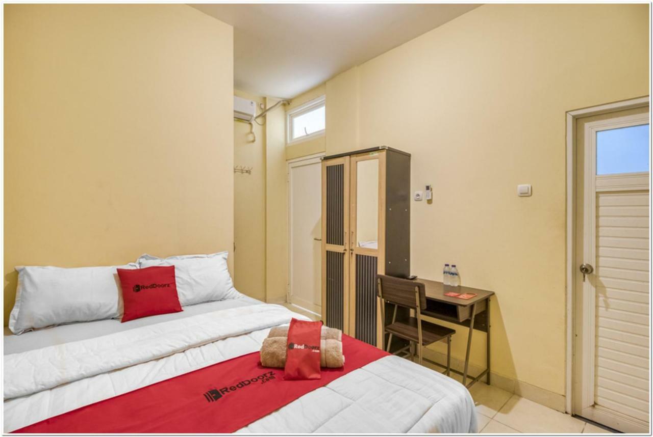 Reddoorz Near Ramai Mall Malioboro Jogyakarta Zewnętrze zdjęcie