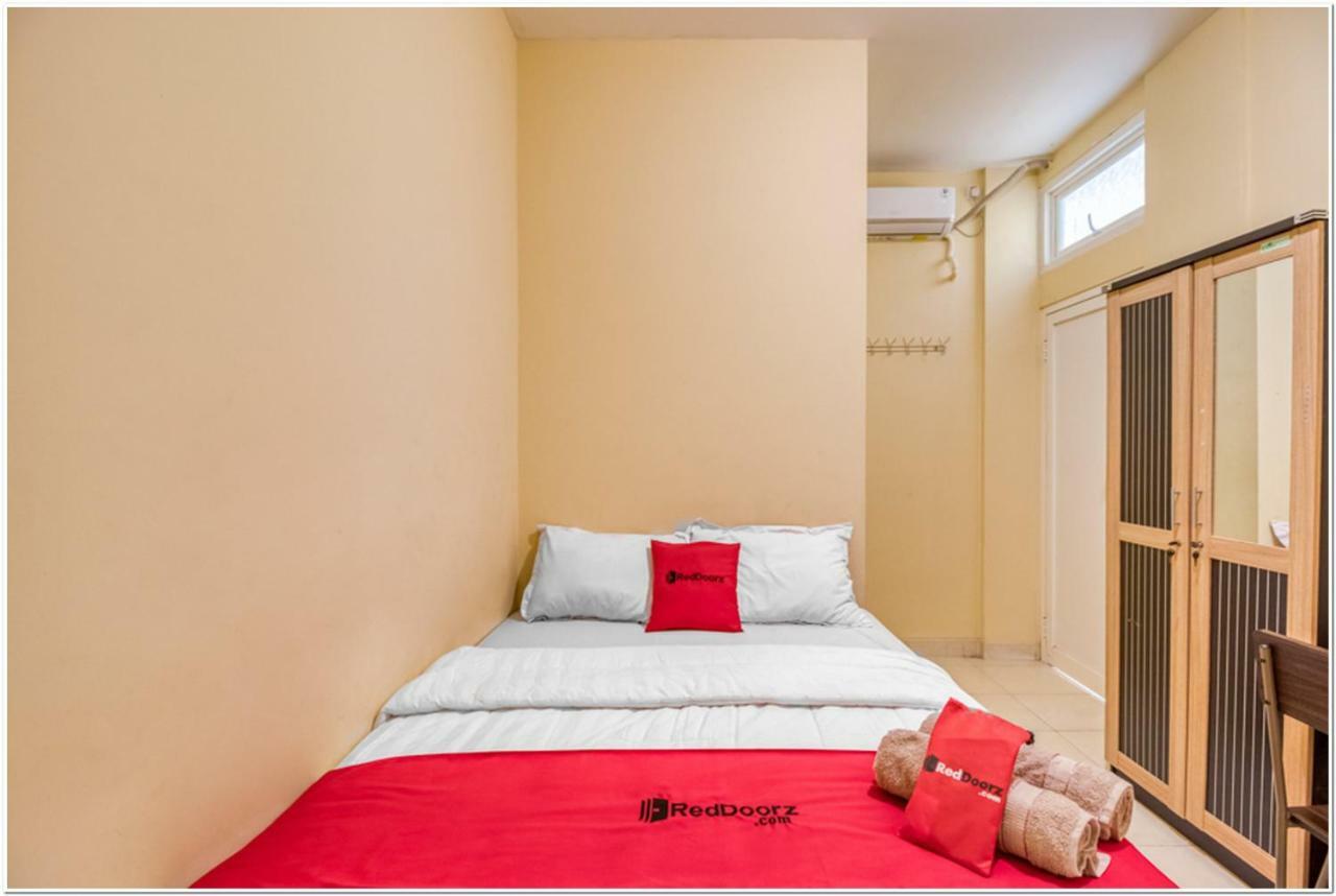Reddoorz Near Ramai Mall Malioboro Jogyakarta Zewnętrze zdjęcie